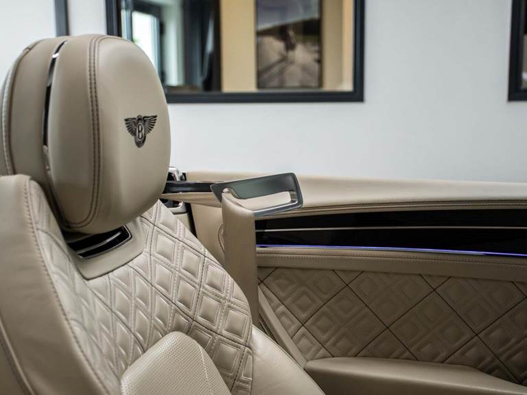 Bentley Continental GTC 6,0 W12 aut.