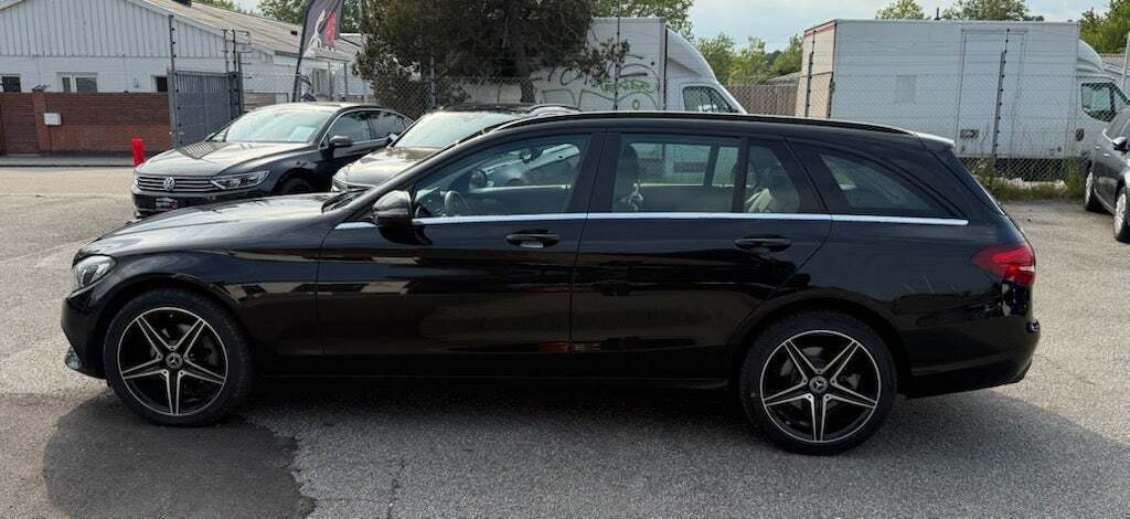 Mercedes C220 d 2,2 Avantgarde stc. aut.