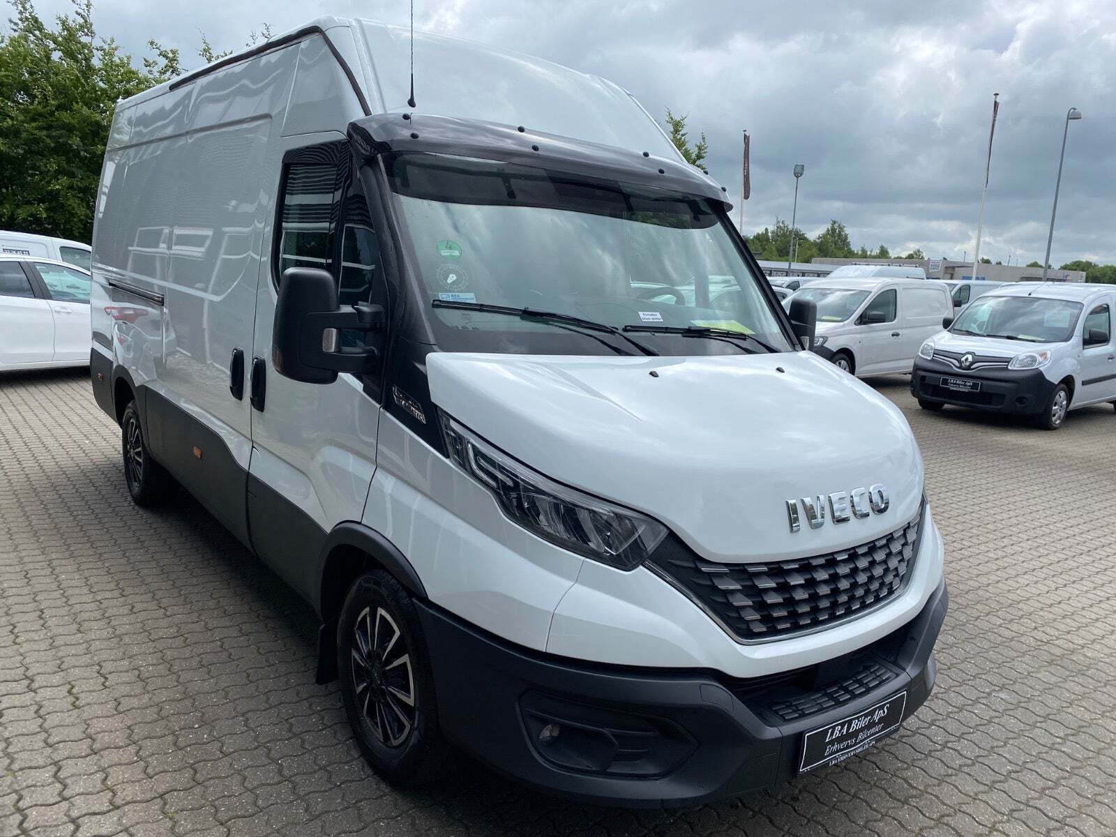 Hvid Iveco Daily fra 2021