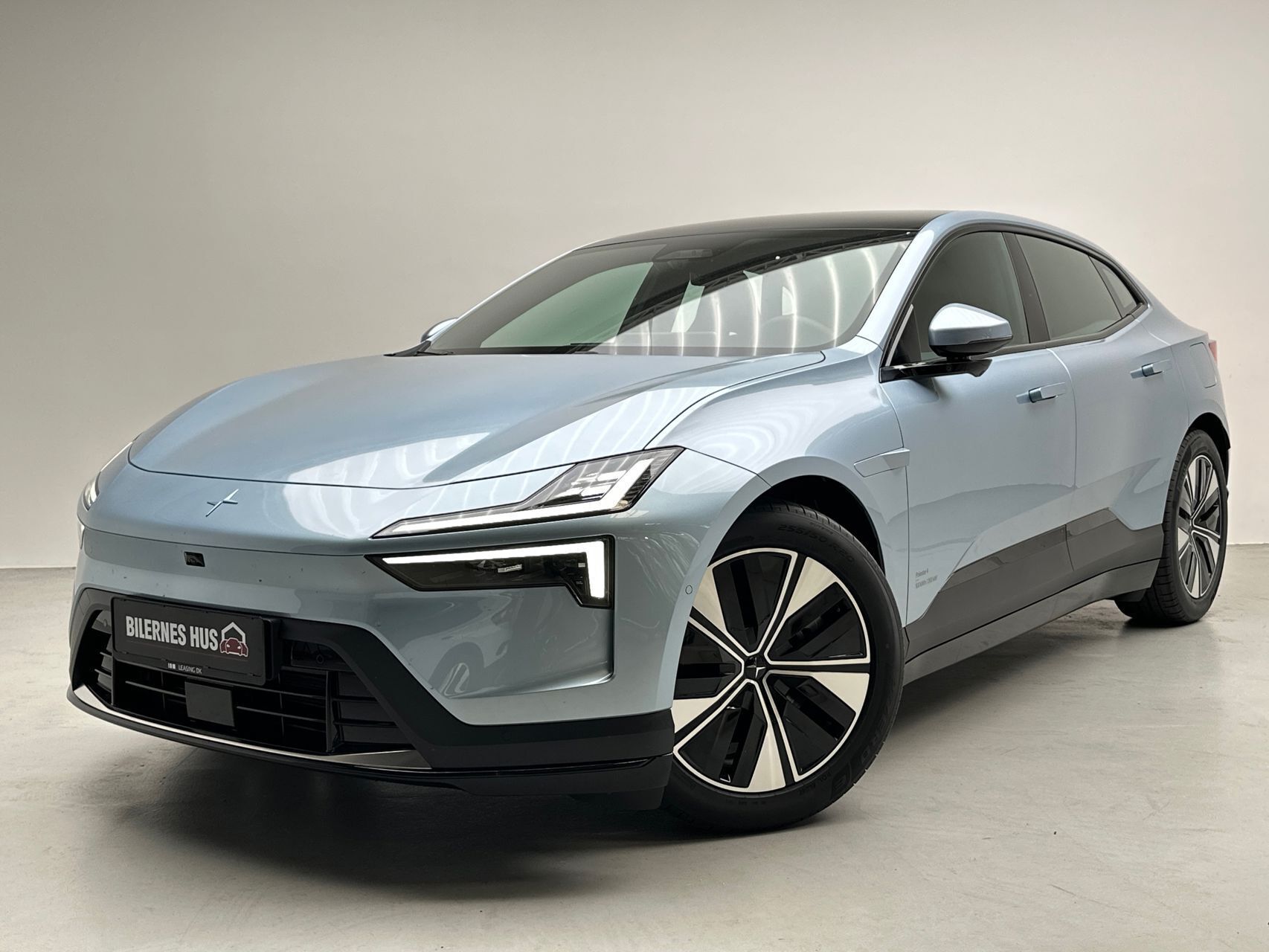 Polestar 4