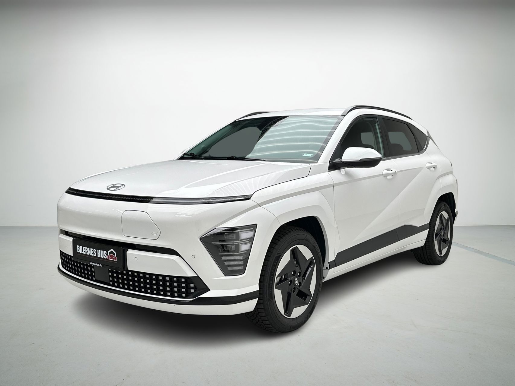 Hvid Hyundai Kona fra 2024