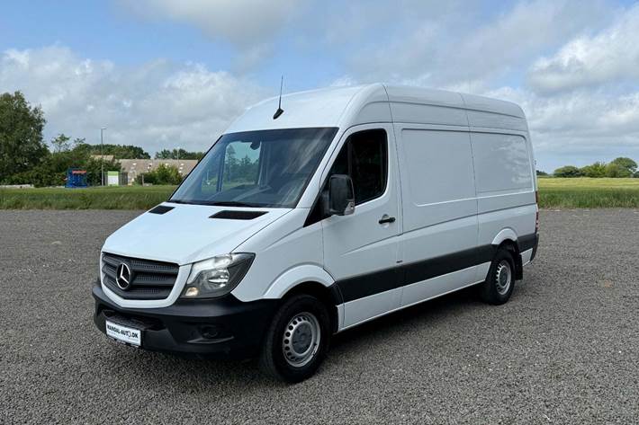 undefined Mercedes Sprinter 216 fra 2018 set udefra