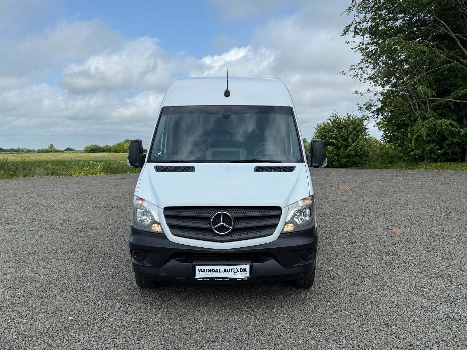 undefined Mercedes Sprinter 216 fra 2018 set udefra