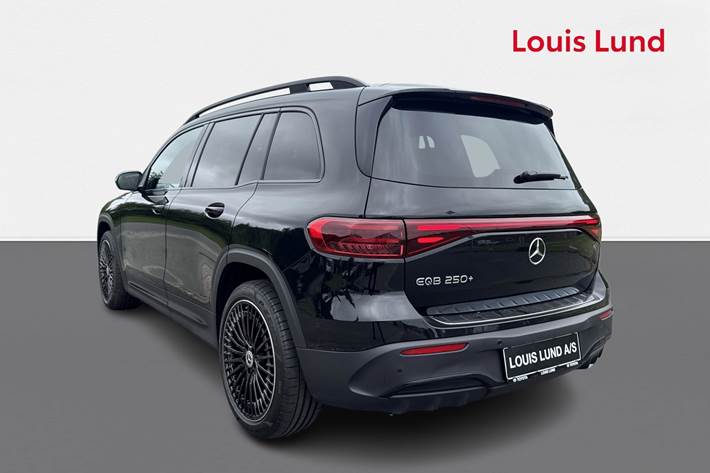 Sort Mercedes EQB 250+ fra 2024