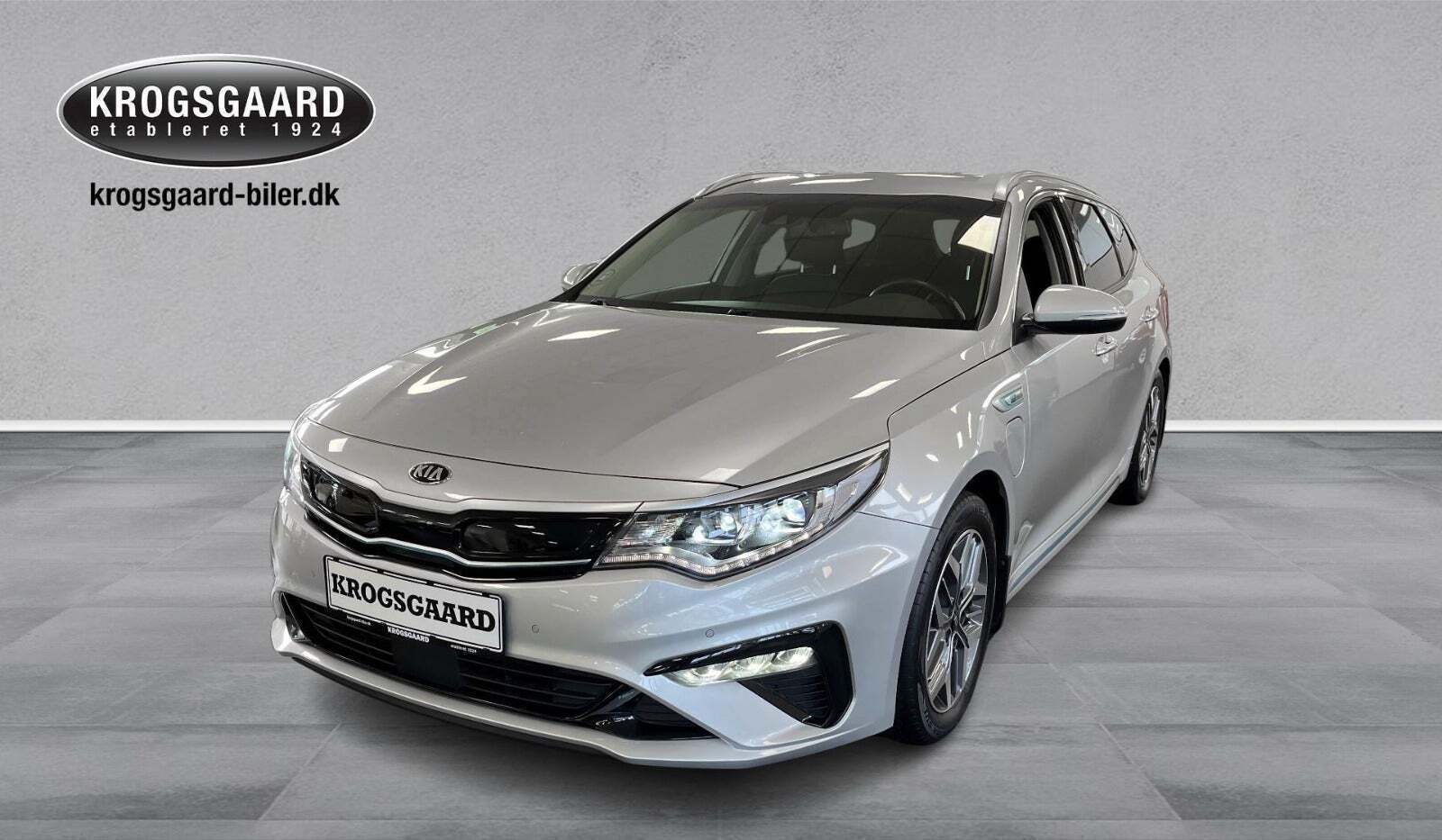 Sølv Kia Optima fra 2020 set udefra