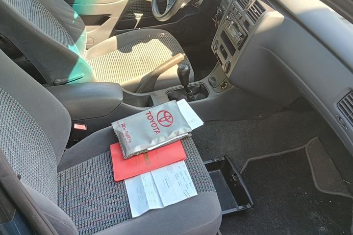 undefined Toyota Carina fra 1996