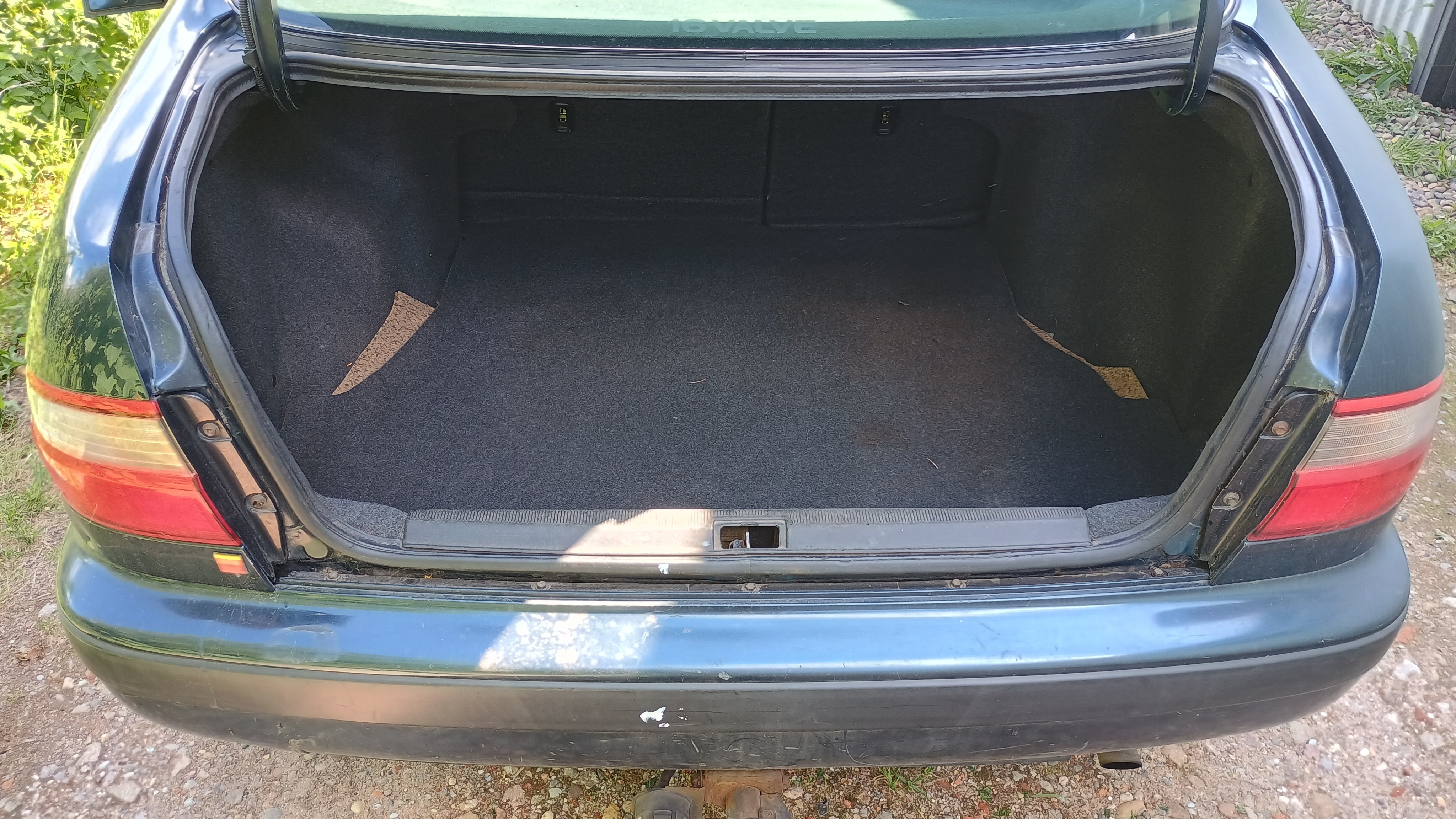 undefined Toyota Carina fra 1996