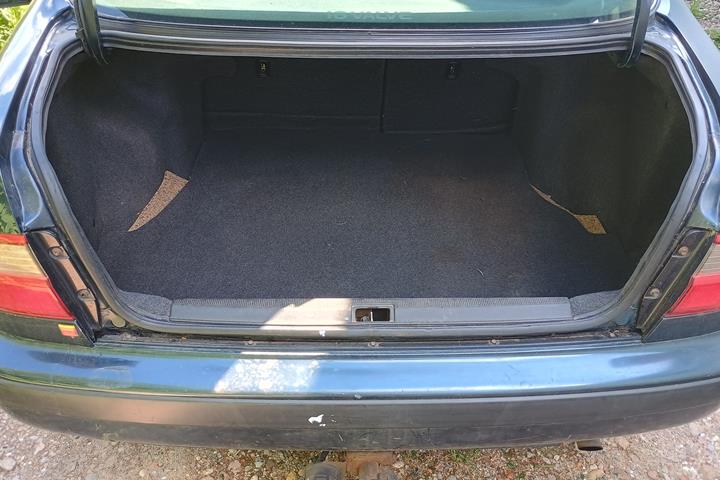undefined Toyota Carina fra 1996