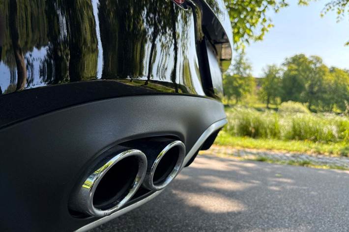 Sort Mercedes E400 fra 2018