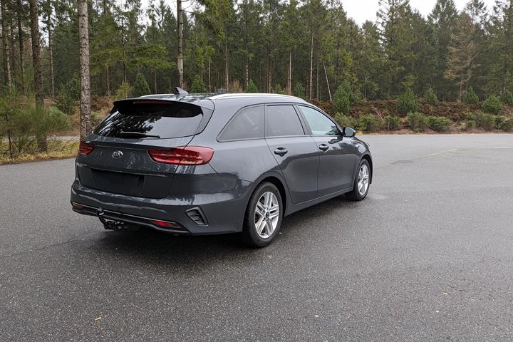 Grå Kia Ceed fra 2020