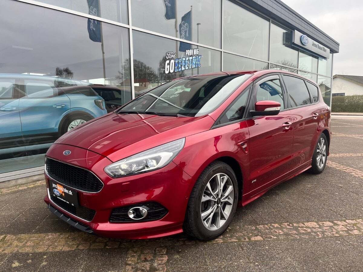 undefined Ford S-MAX fra 2019