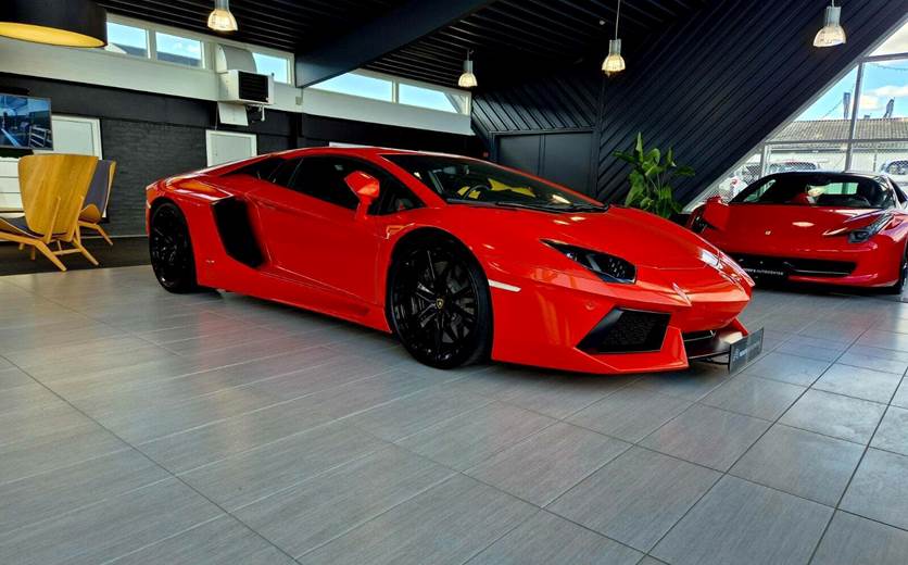 Lamborghini Aventador 6,5 LP700-4