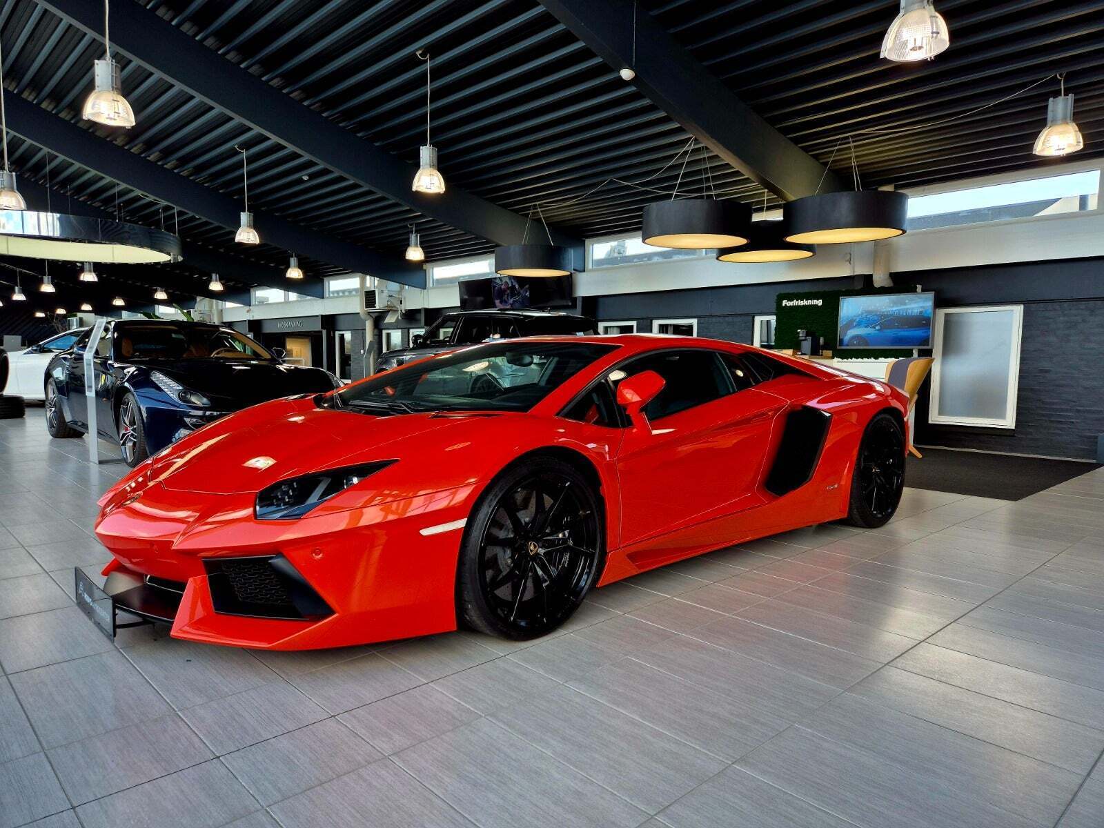 Lamborghini Aventador 6,5 LP700-4