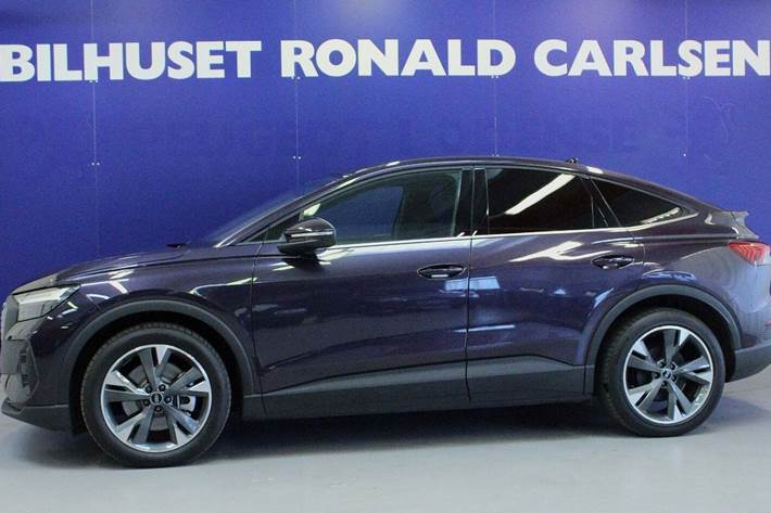 Lilla Audi Q4 e-tron fra 2024