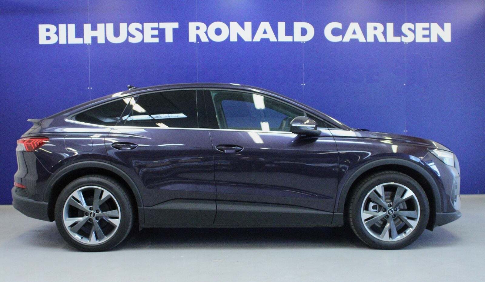 Lilla Audi Q4 e-tron fra 2024