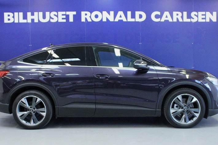 Lilla Audi Q4 e-tron fra 2024