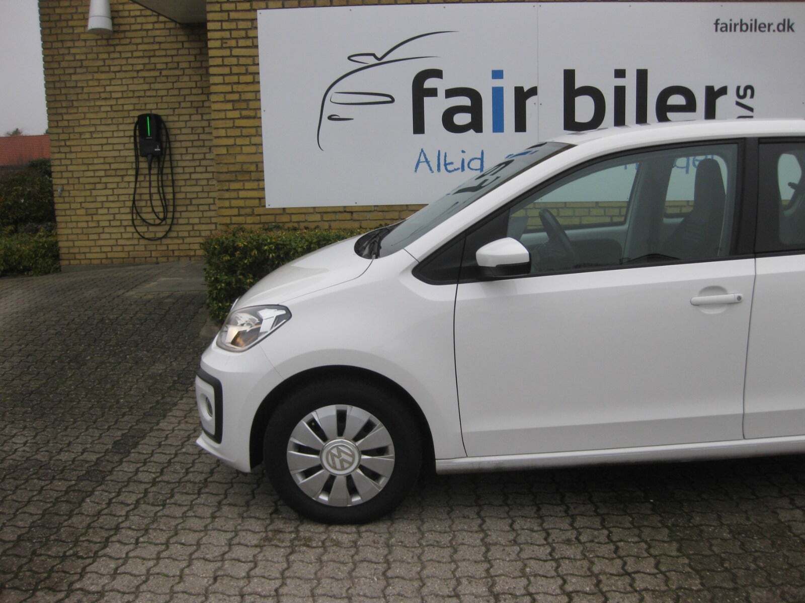 Hvid VW UP! fra 2020