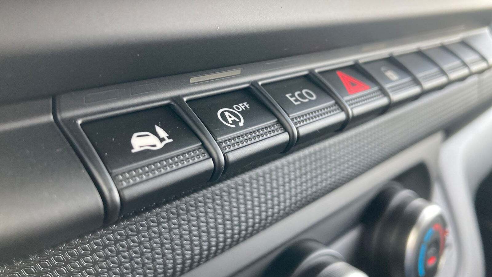 Hvid Renault Trafic fra 2025