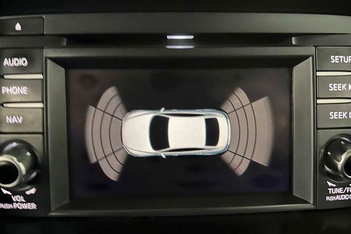 Grå Mazda 6 fra 2013