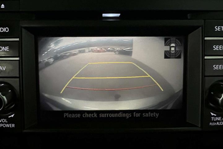 Grå Mazda 6 fra 2013