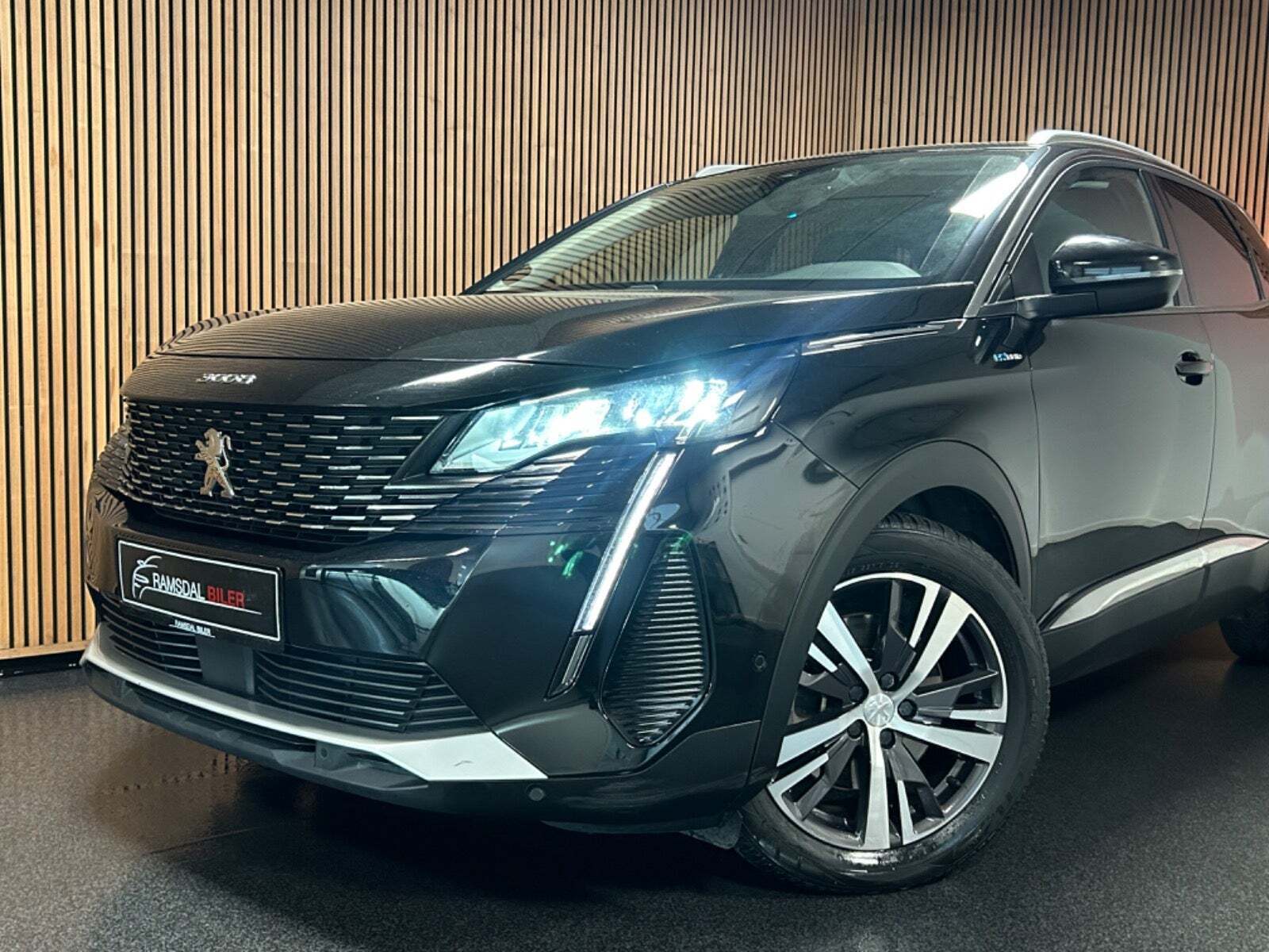 Sort Peugeot 3008 fra 2021