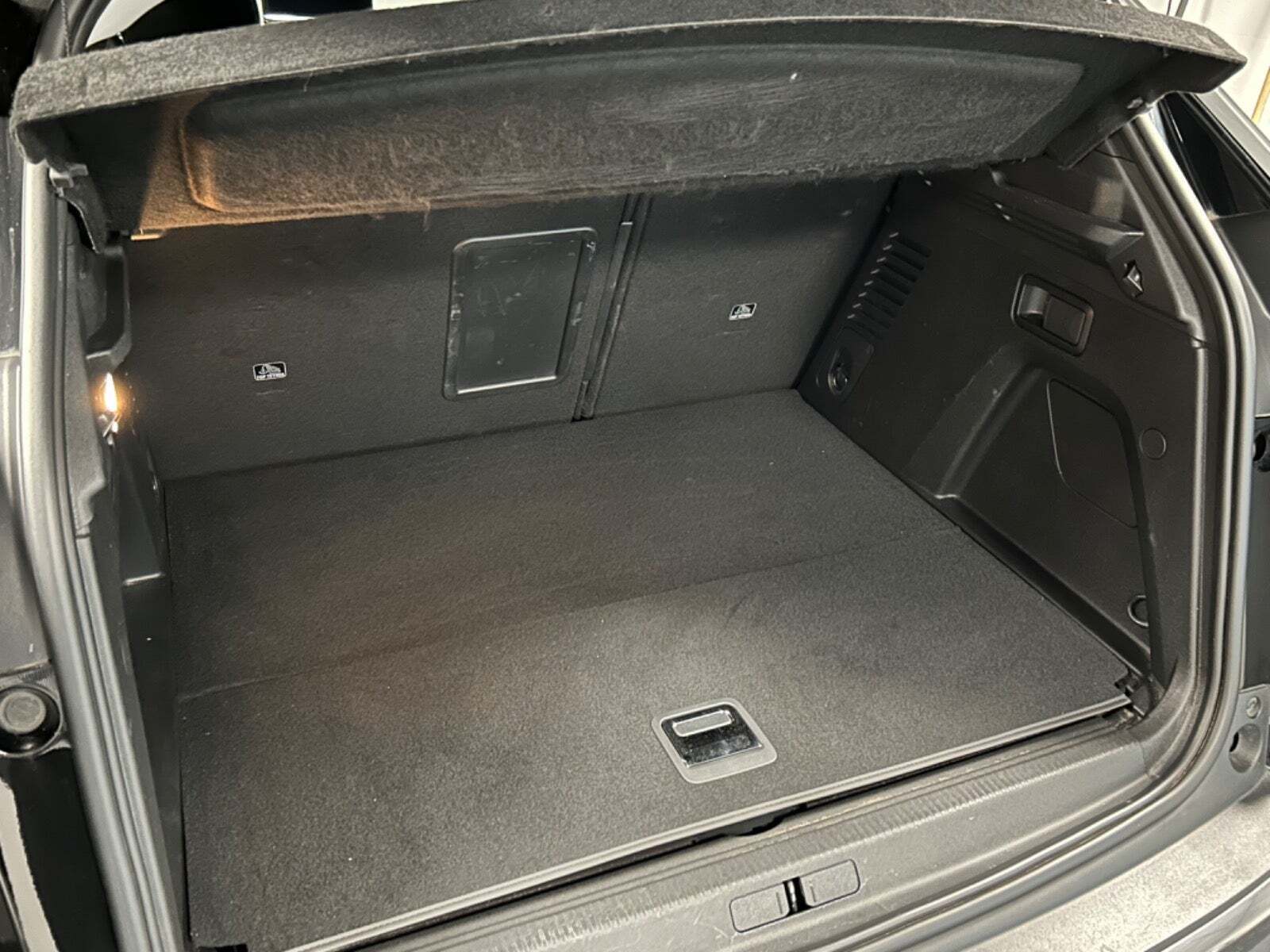 Sort Peugeot 3008 fra 2021