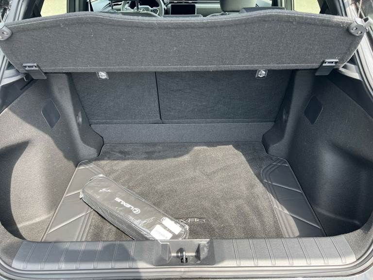 Lexus LBX 1,5 Hybrid 136HK 5d Aut.