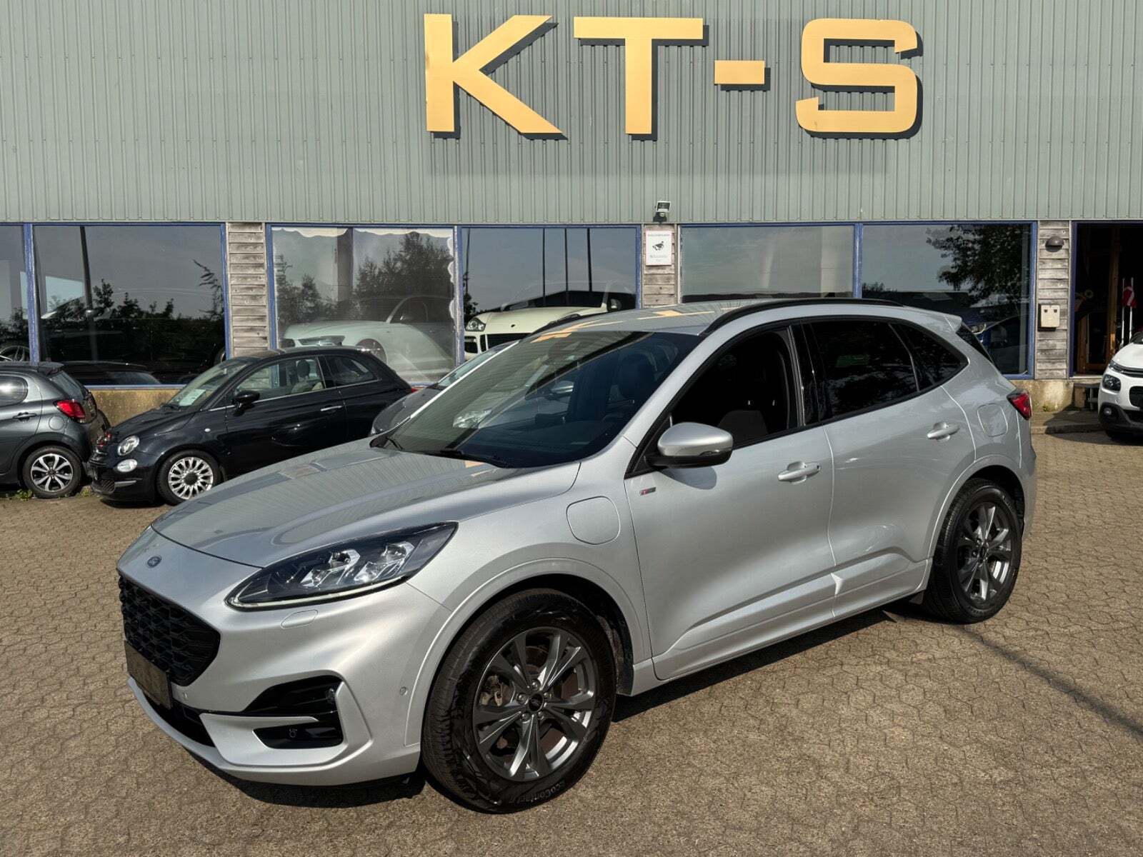 Ford Kuga 2,5 PHEV ST-Line X CVT
