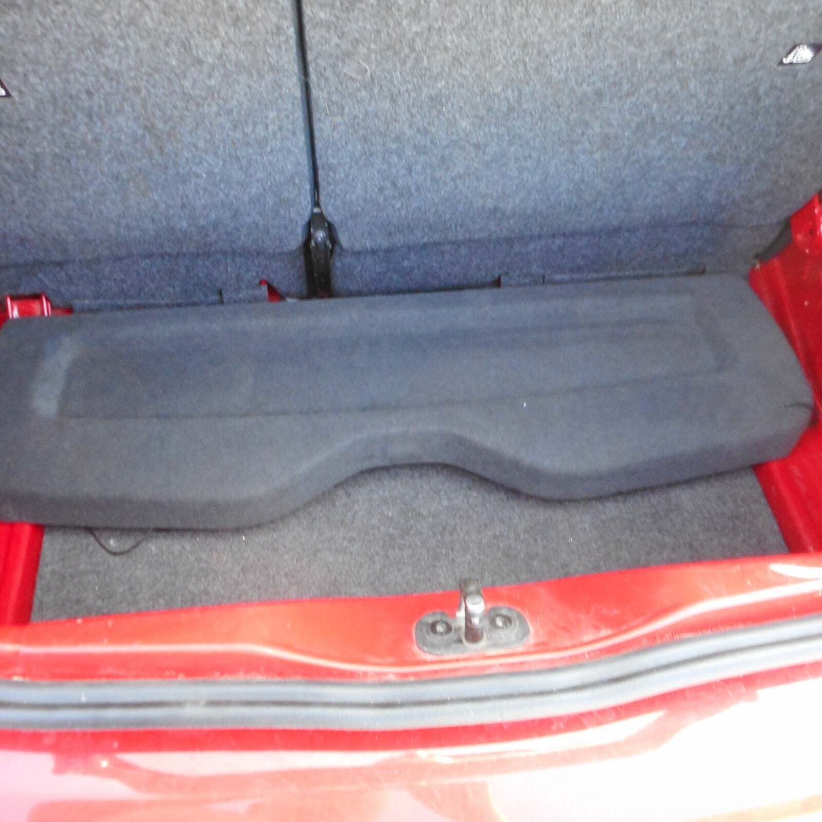 Rød Seat Mii fra 2016