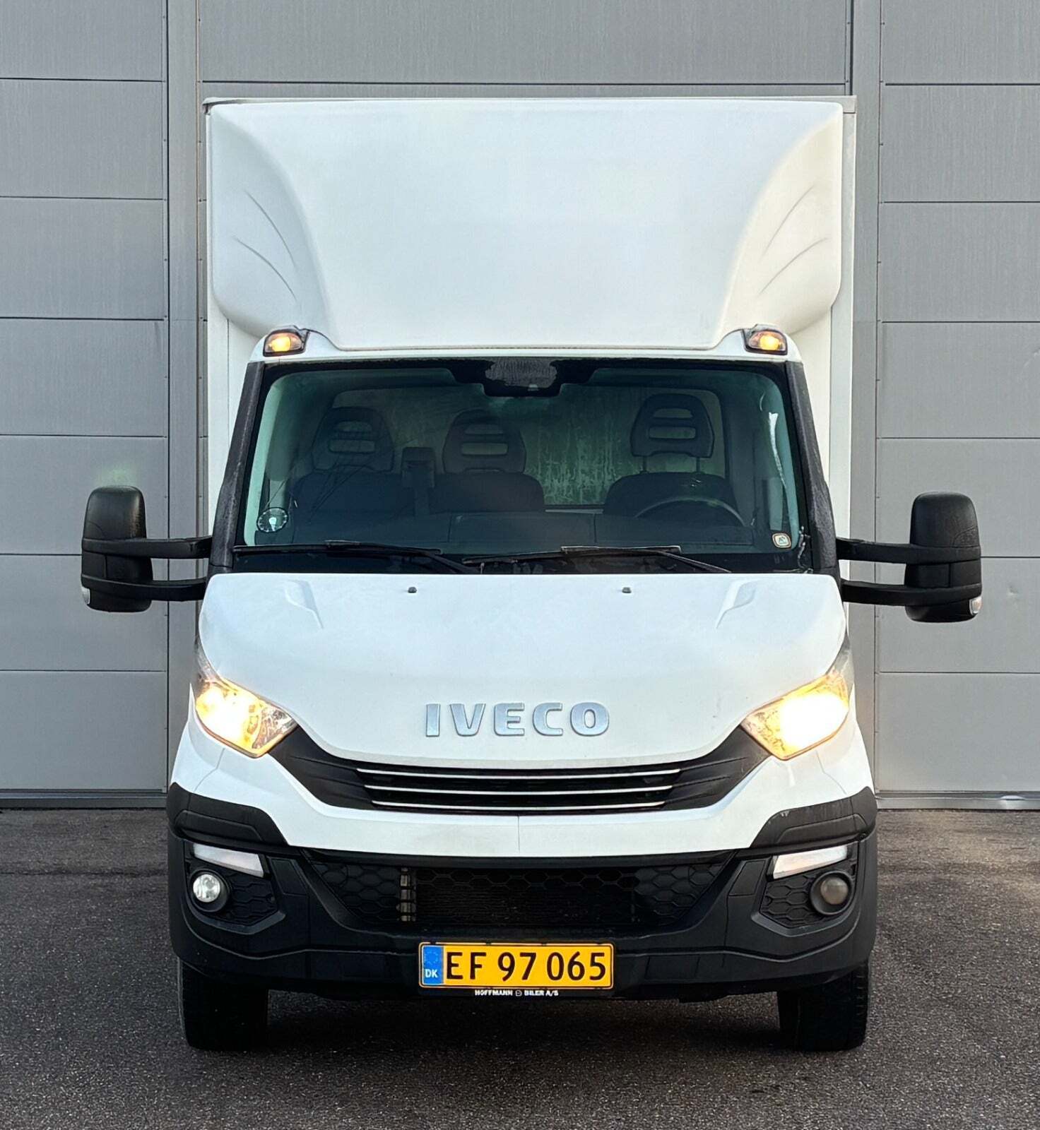 Hvid Iveco Daily fra 2017