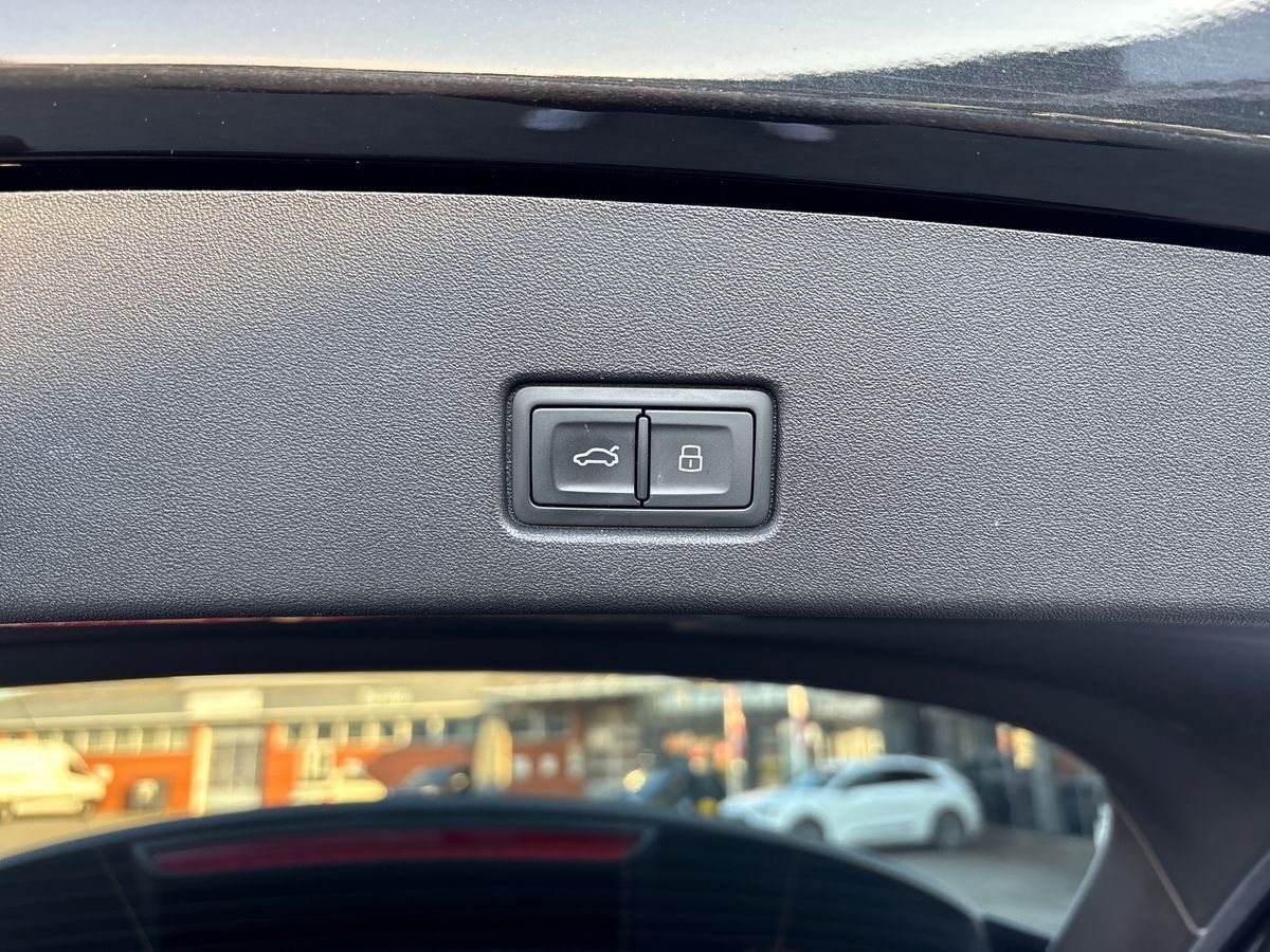 Sort Audi Q4 e-tron fra 2022