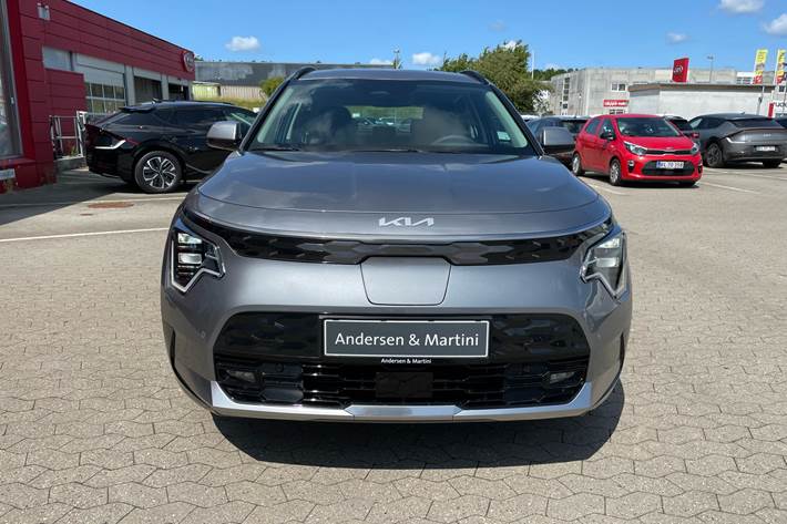 Grå Kia Niro EV fra 2025