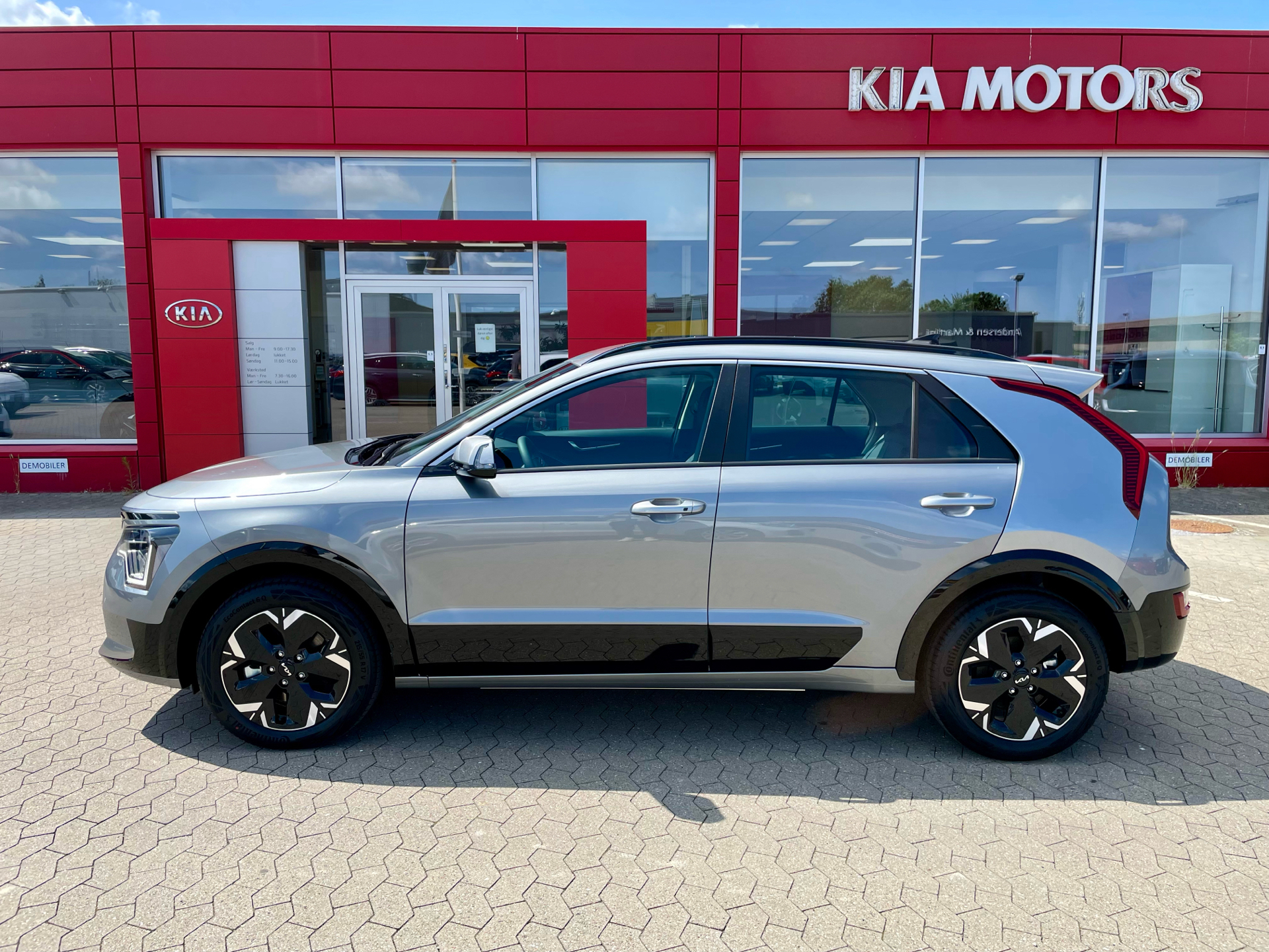 Grå Kia Niro EV fra 2025