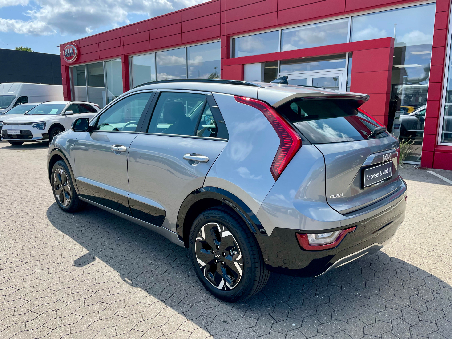 Grå Kia Niro EV fra 2025