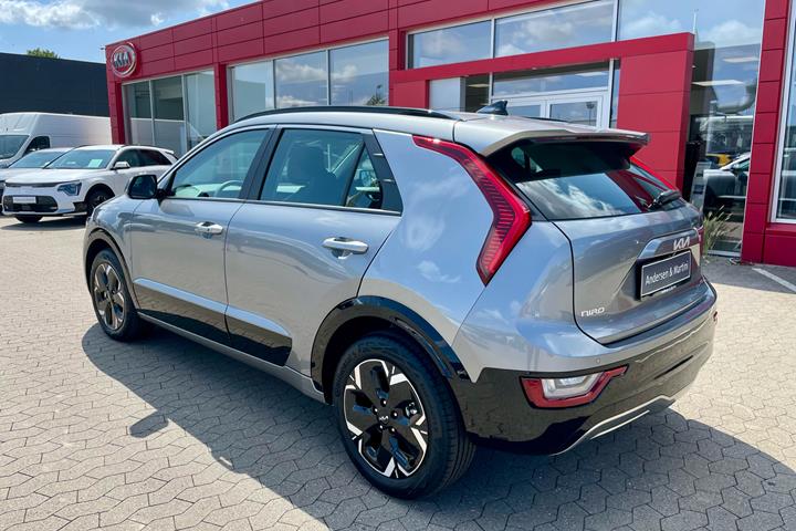 Grå Kia Niro EV fra 2025