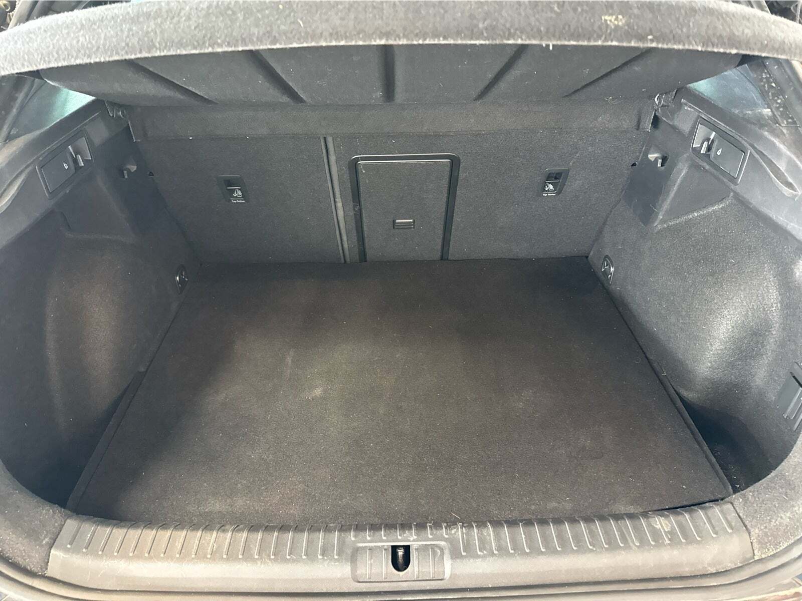 Blå Cupra Formentor fra 2022