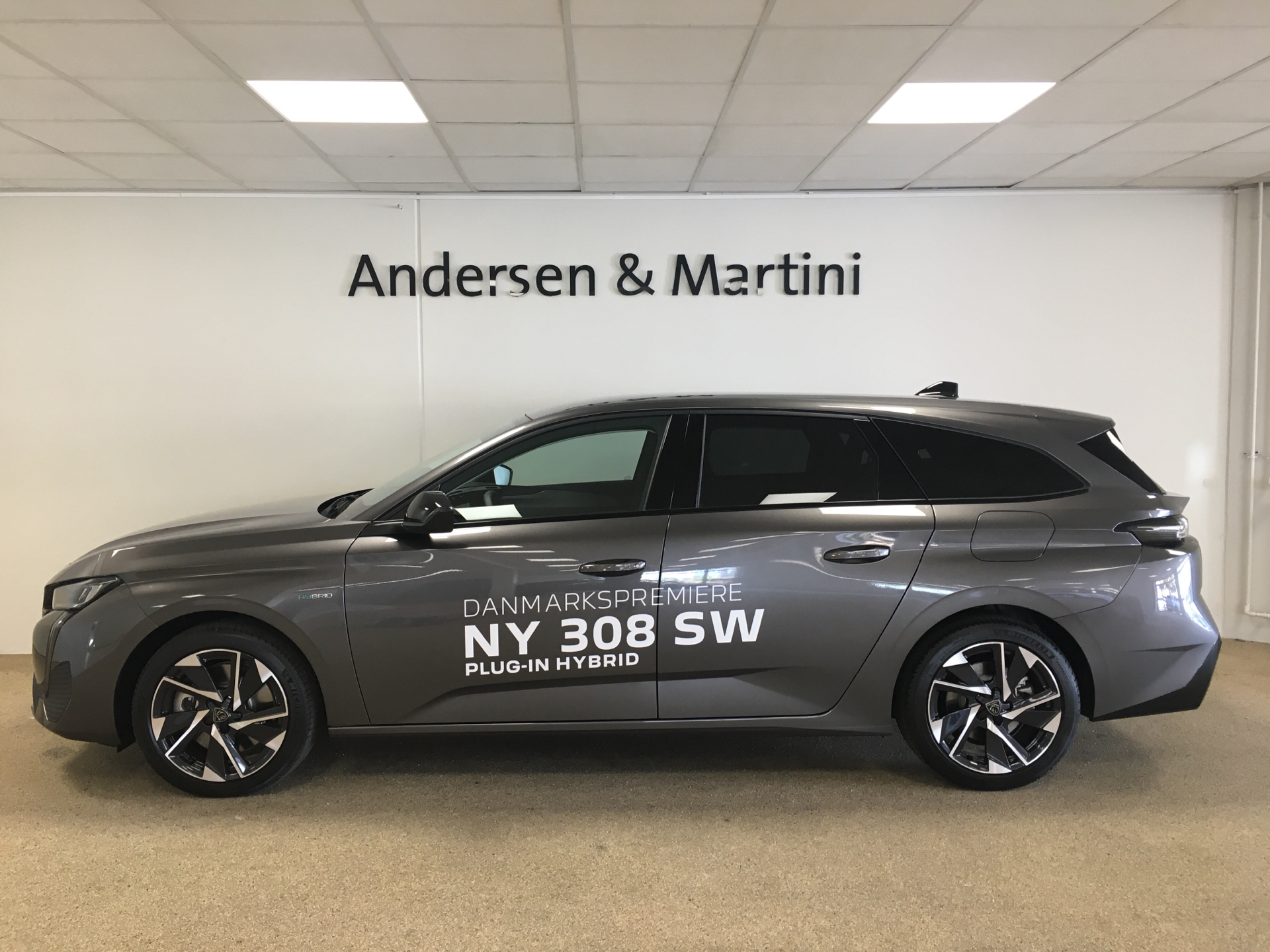 Peugeot 308 1,6 SW Plugin-hybrid First Selection EAT8 180HK Stc 8g Aut.