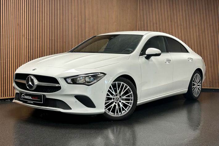 Hvid Mercedes CLA200 fra 2020