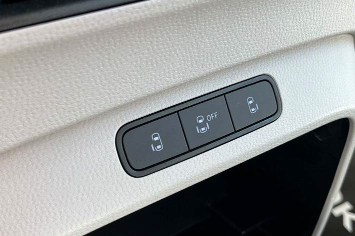 Blå VW ID.Buzz fra 2024