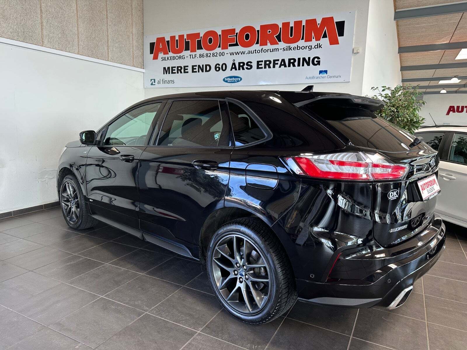 Sort Ford Edge fra 2019