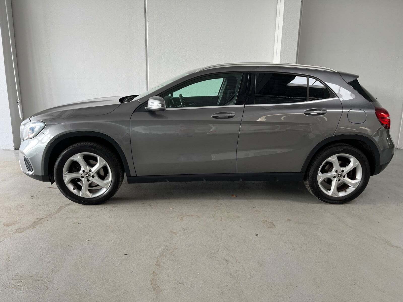 Mercedes GLA200