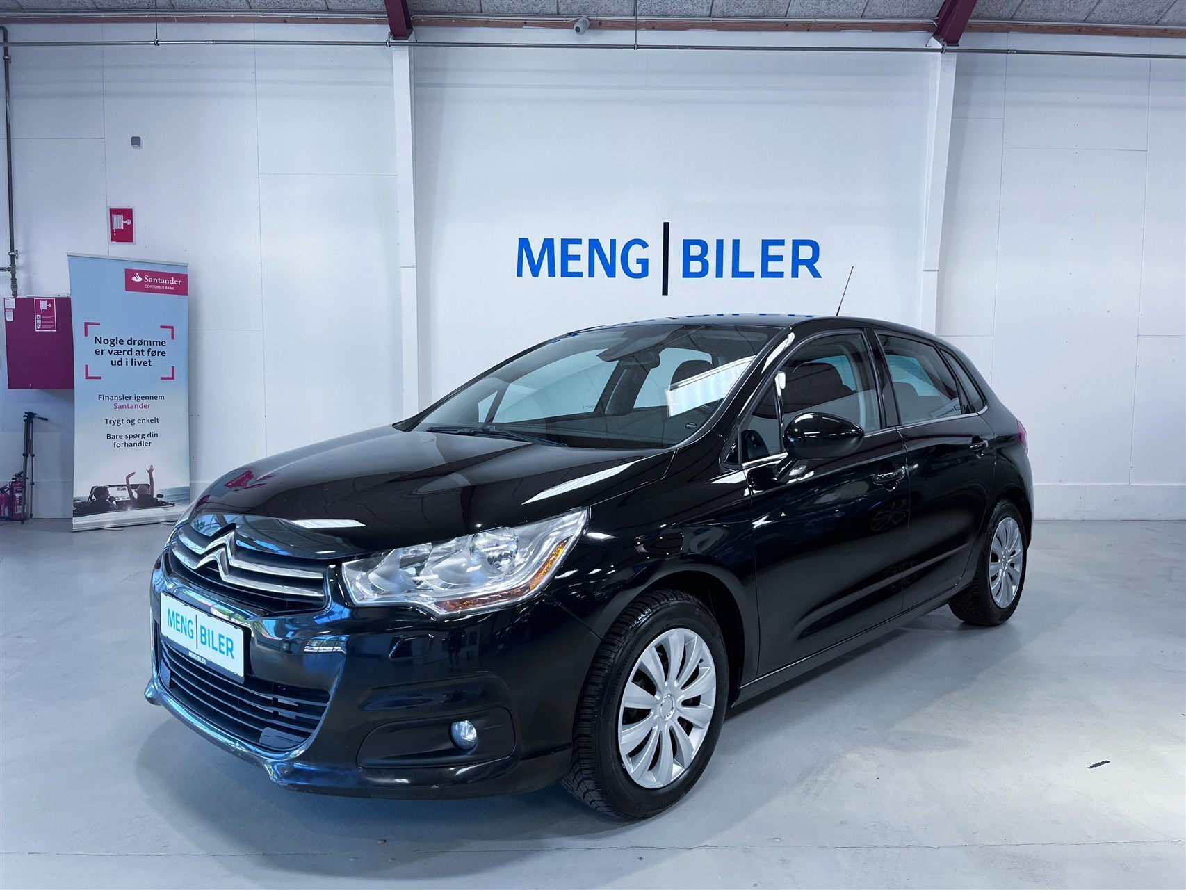 Sort Citroën C4 fra 2013 set udefra