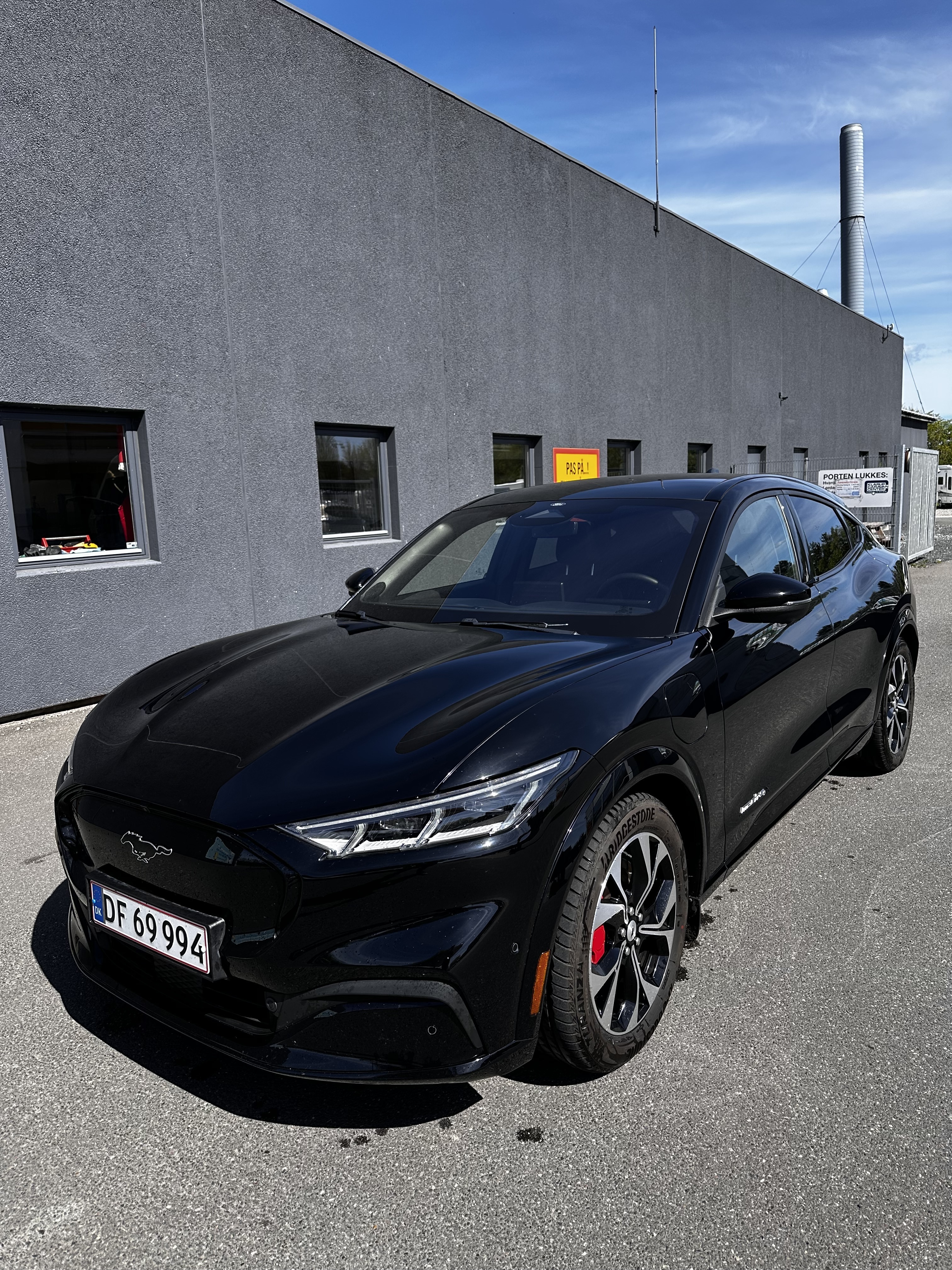 Ford Mustang Mach-E 98 KWh (351 HK) SUV AWD IDM