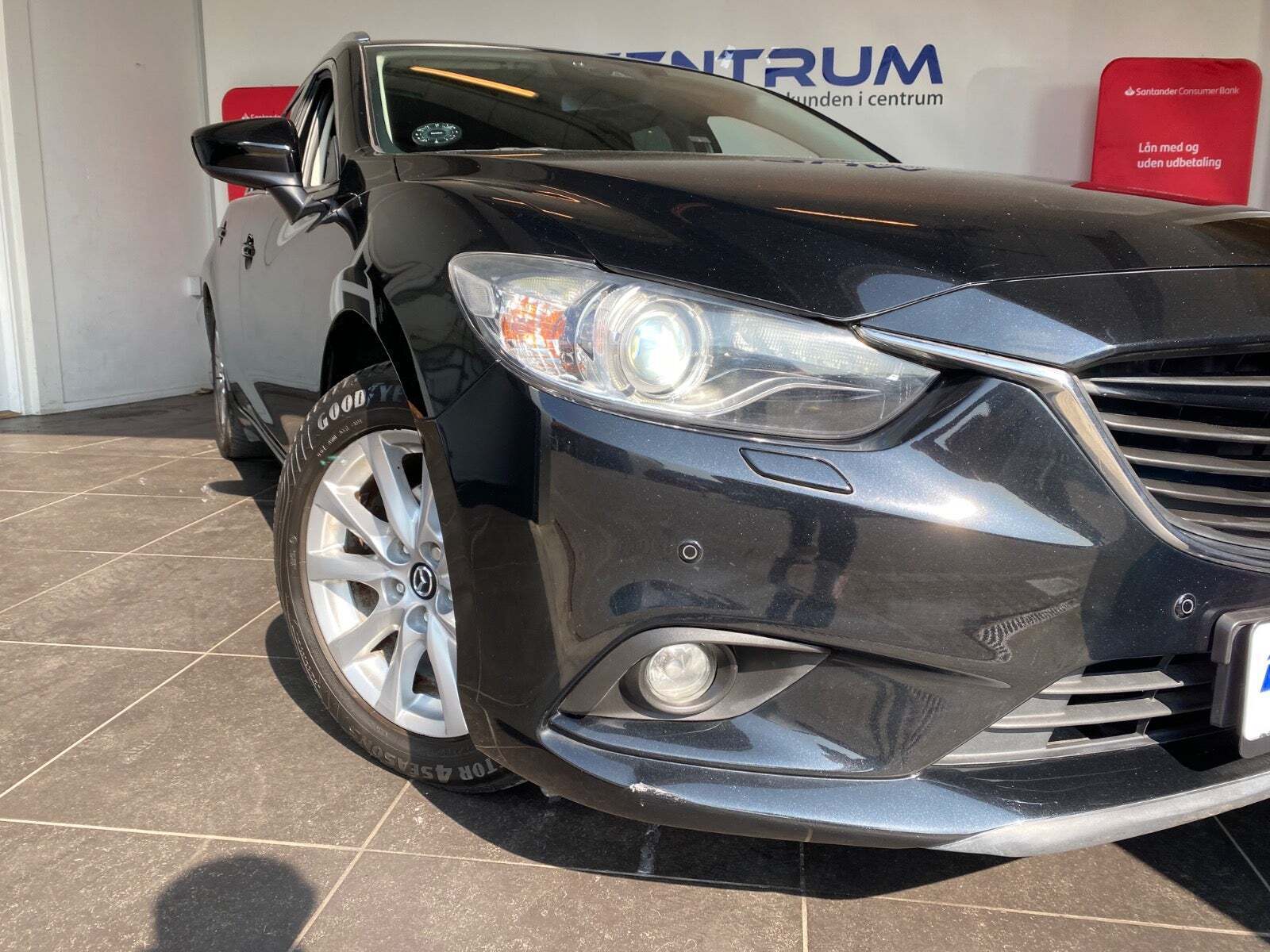 Sort Mazda 6 fra 2013