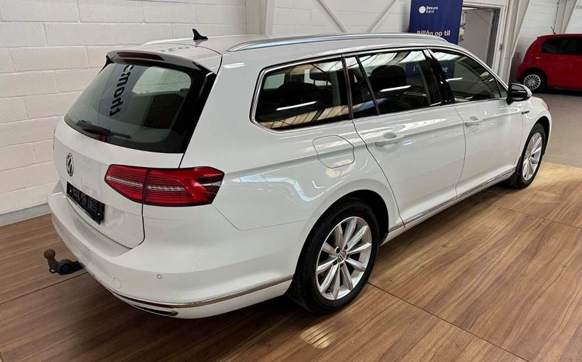 VW Passat