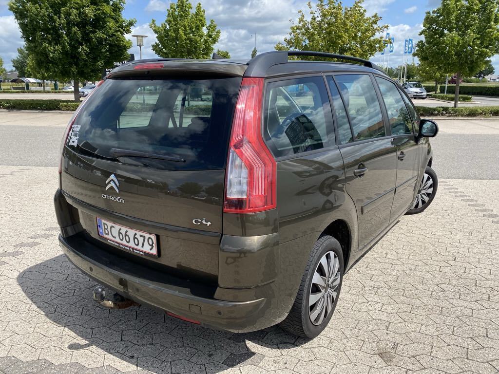 Brun Citroën Grand C4 Picasso fra 2013