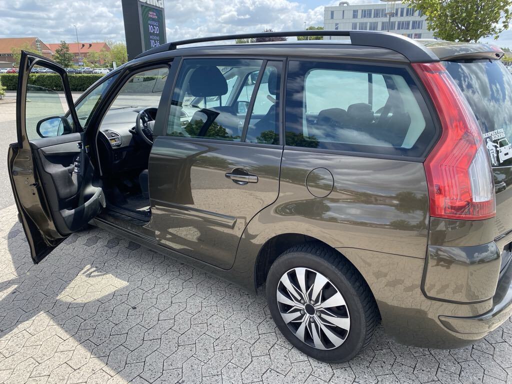 Brun Citroën Grand C4 Picasso fra 2013