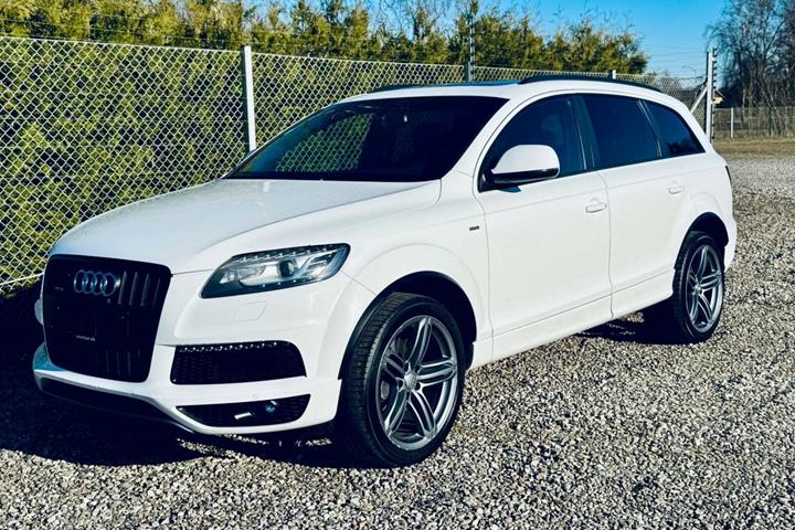 undefined Audi Q7 fra 2011