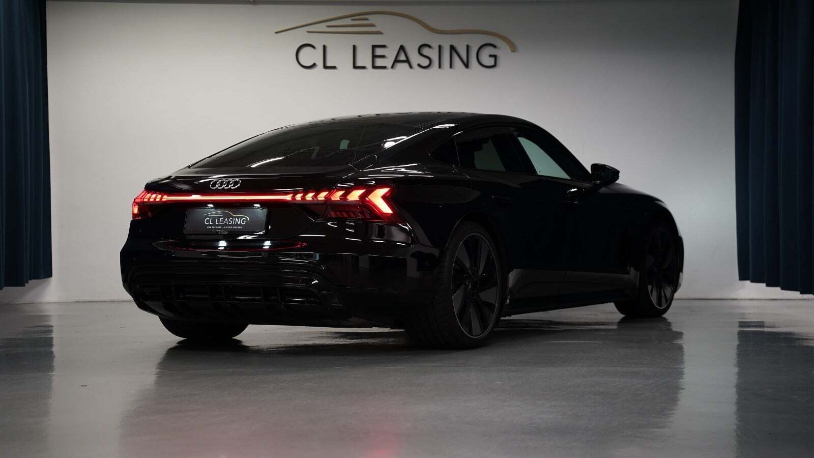 Sort Audi e-tron GT fra 2023