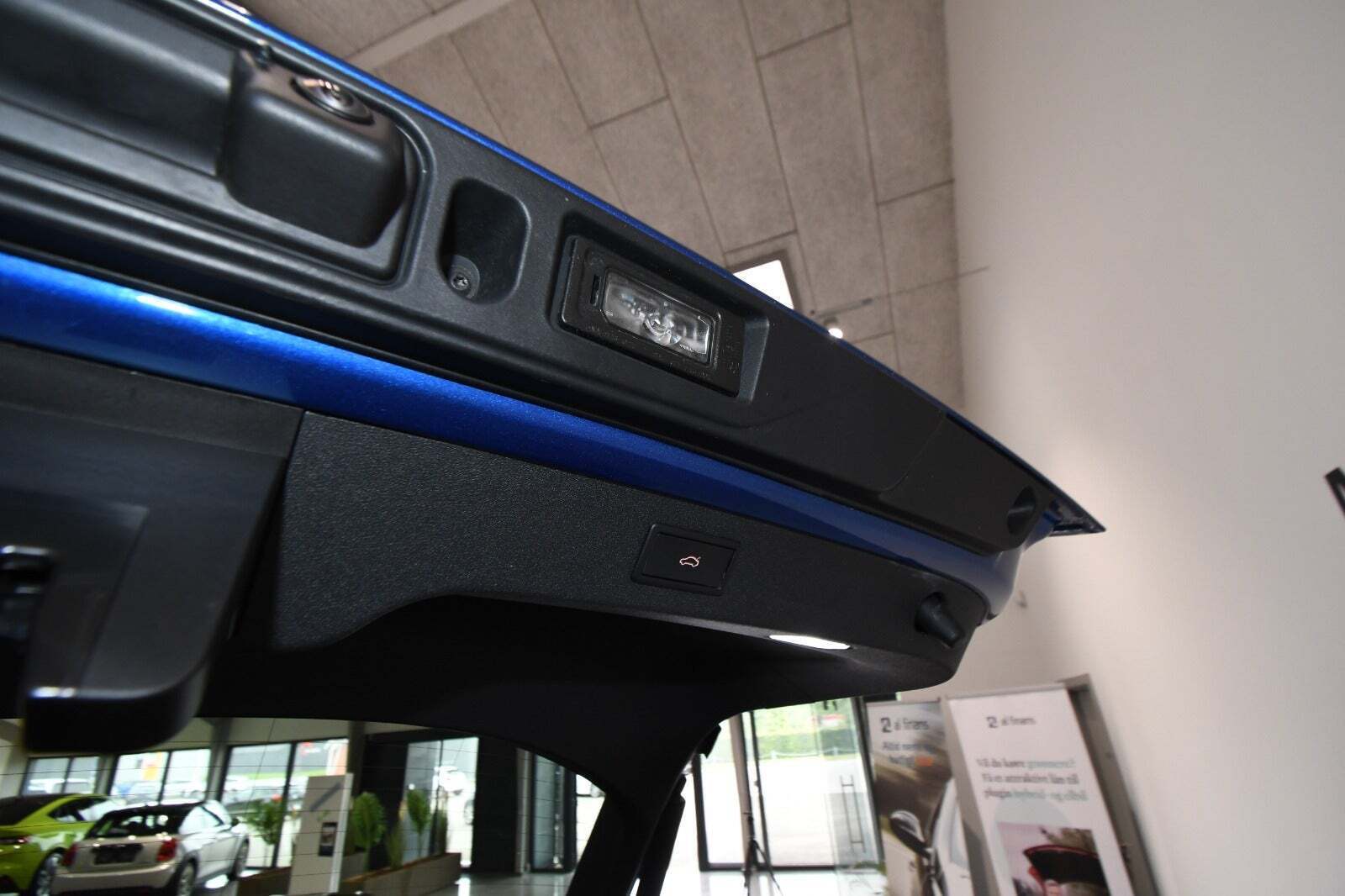 Blå Skoda Enyaq fra 2025